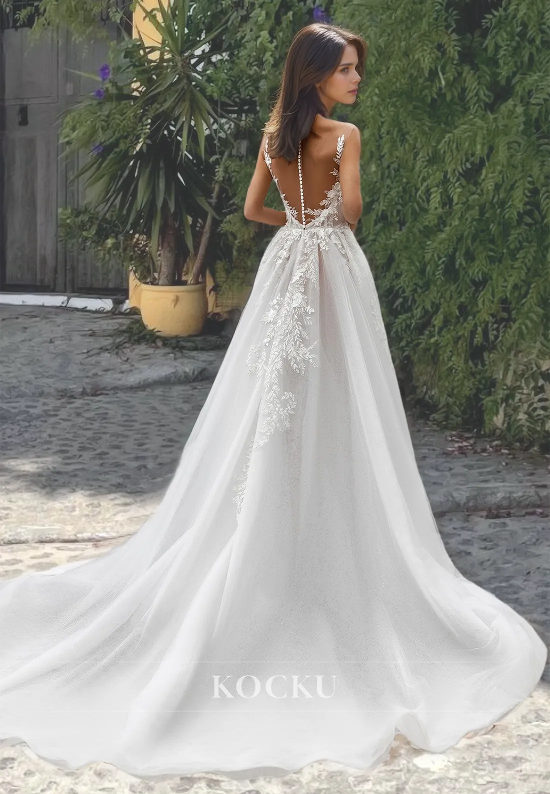 A-Line Sweetheart Beach Wedding Dress Spaghetti Straps High Slit Train Lace Boho Gowns with Appliques